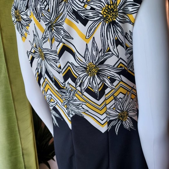 Black White & Yellow knit Dress by ILE New York: size 8 - Picture 5 of 11